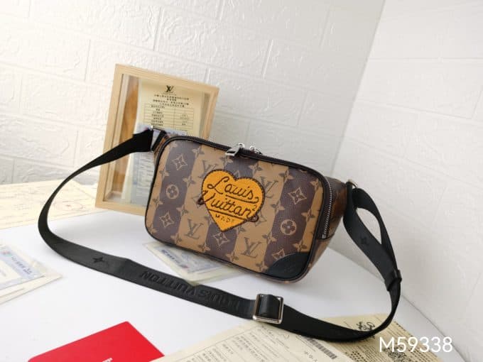 ルイヴィトンバッグコピー 定番人気2022新品 Louis Vuitton 男女兼用 ウエストポーチ