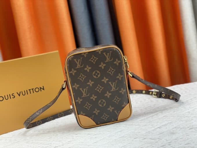 ルイヴィトンバッグコピー 定番人気2023新品 Louis Vuitton 男女兼用 ショルダーバッグ - 画像 (4)
