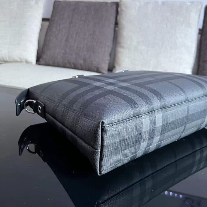 バーバリーバッグコピー 定番人気2022新品 BURBERRY メンズ ブリーフケース - 画像 (9)