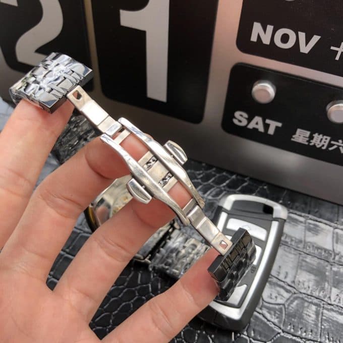 定番人気新品ヴァシュロンコンスタンタン 時計 コピー メンズ 自動巻き 3色 - 画像 (7)