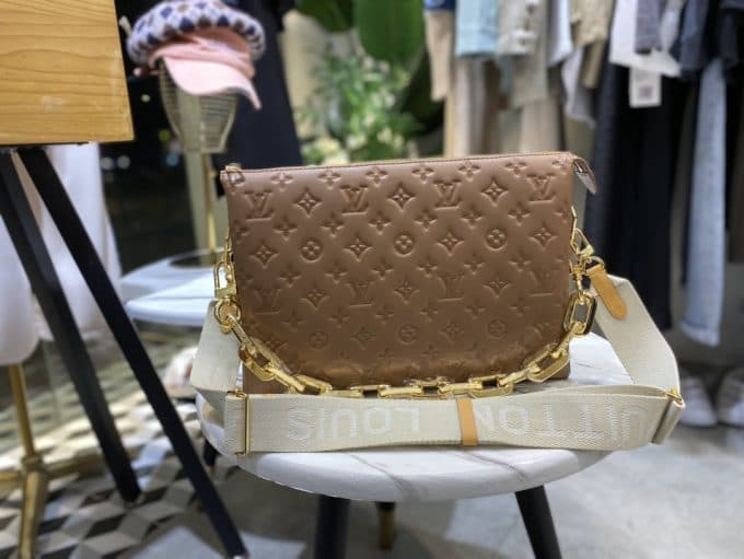 人気高級 ルイヴィトンバッグコピー 2022新品注目度NO.1 Louis Vuitton メンズ ショルダーバッグ
