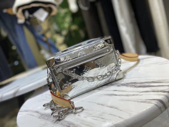 人気高級 ルイヴィトンバッグコピー 大人気2022新品 Louis Vuitton メンズ ショルダーバッグ - 画像 (2)