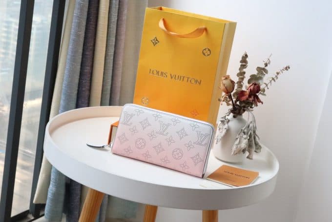 ルイヴィトン財布コピー 定番人気2021新品 Louis Vuitton 男女兼用 長財布