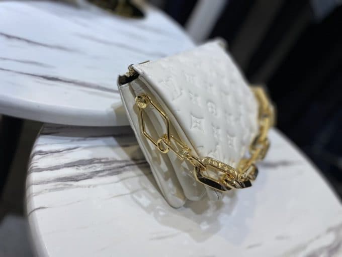 人気高級ルイヴィトンバッグコピー 定番人気2022新品 Louis Vuitton メンズ ショルダーバッグ - 画像 (4)