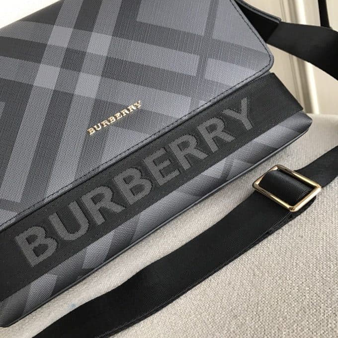 バーバリーバッグコピー 大人気2022新品 BURBERRY メンズ ショルダーバッグ - 画像 (4)