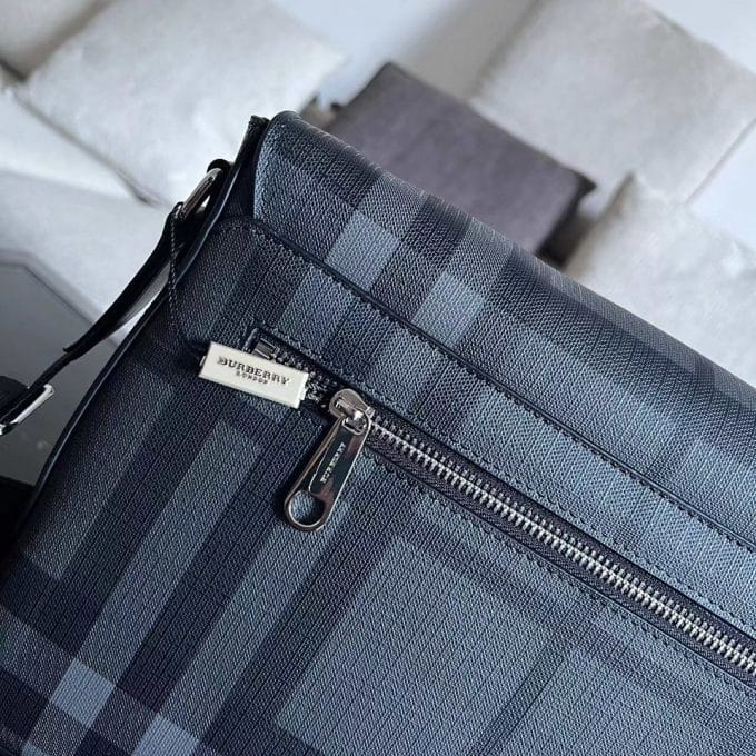 バーバリーバッグコピー 定番人気2022新品 BURBERRY メンズ ショルダーバッグ - 画像 (6)