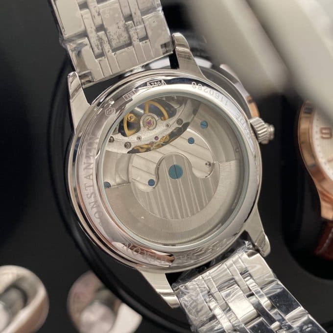 定番人気新品ヴァシュロンコンスタンタン 時計 コピー メンズ 自動巻き 4色 - 画像 (8)