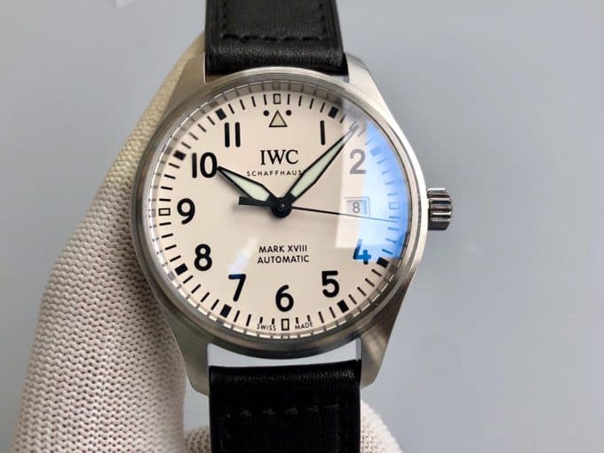 人気高級IWC パイロットウォッチ コピーシリーズ メンズ 自動巻き