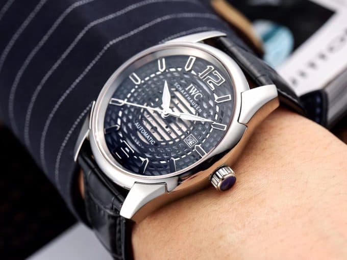 注目度NO.1IWC エンジニア コピーシリーズ メンズ 自動巻き4色 - 画像 (6)