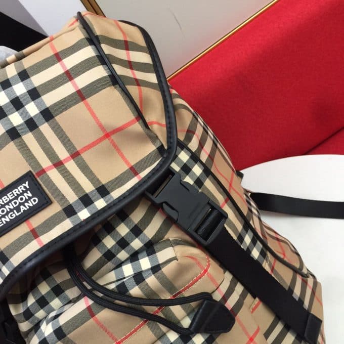 バーバリーバッグコピー 定番人気2022新品 BURBERRY 男女兼用 バックパック - 画像 (5)