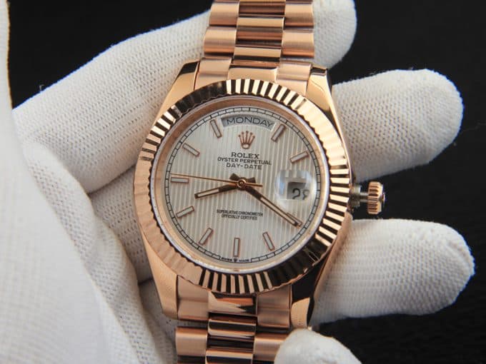 人気売れ筋ロレックス コピー時計 Rolex デイデイト シリーズ メンズ 自動巻き - 画像 (2)