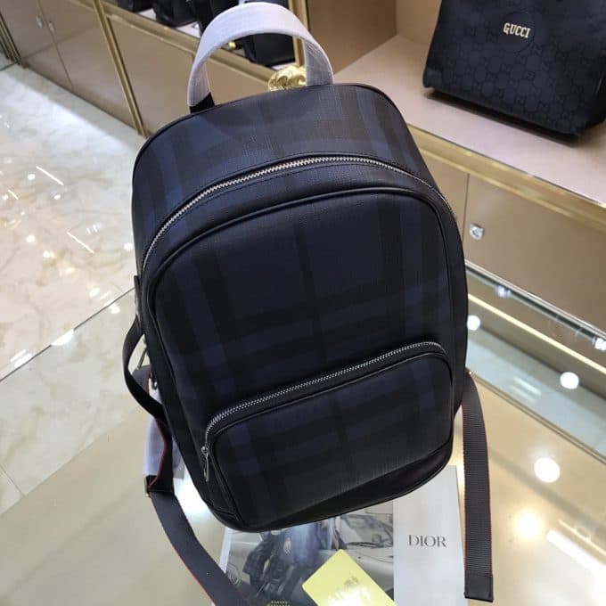 バーバリーバッグコピー 大人気2022新品 BURBERRY メンズ バックパック - 画像 (4)