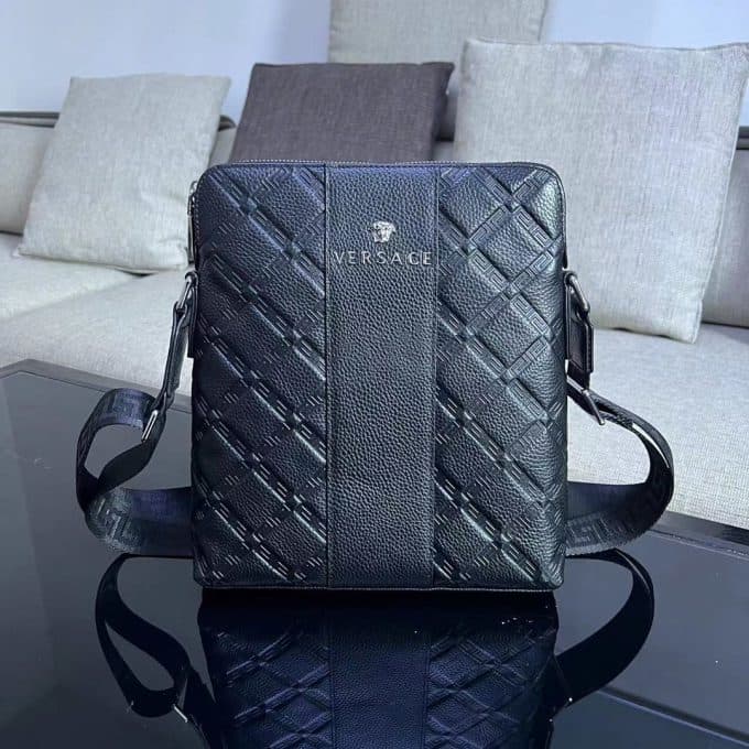 ヴェルサーチェバッグコピー 2022新品注目度NO.1 VERSACE メンズ ショルダーバッグ