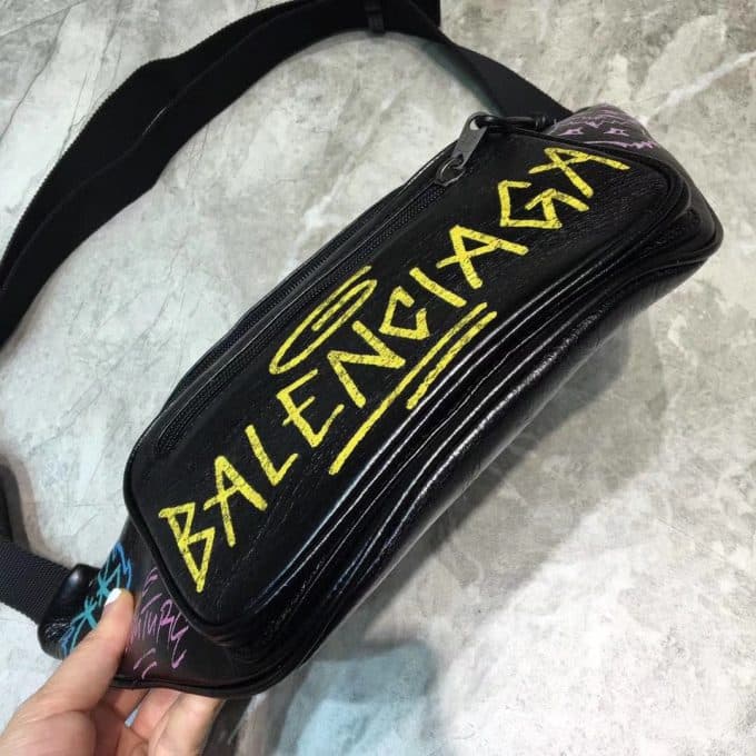 バレンシアガバッグコピー 2022新品注目度NO.1 BALENCIAGA男女兼用 ウエストポーチ - 画像 (4)