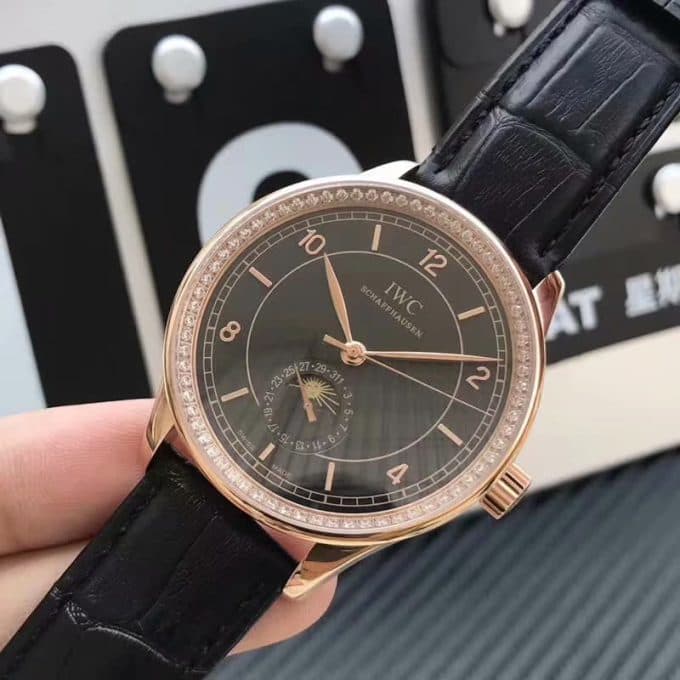 高品質IWC ポルトギーゼ コピーシリーズ メンズ 自動巻き2色 - 画像 (4)