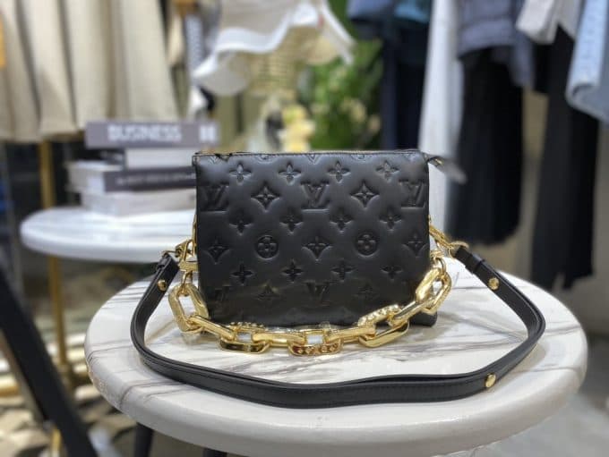 人気高級ルイヴィトンバッグコピー 定番人気2022新品 Louis Vuitton メンズ ショルダーバッグ