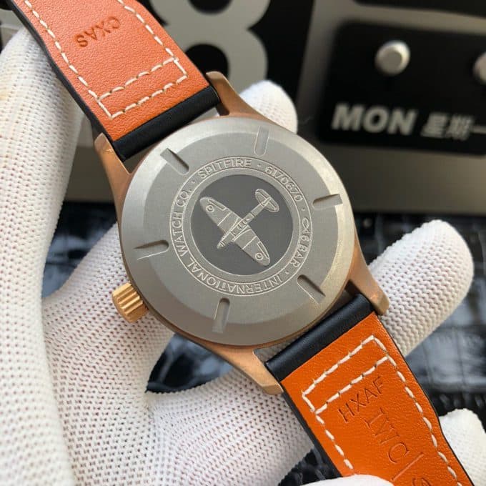 人気高級IWC パイロットウォッチ コピーシリーズ メンズ 自動巻き - 画像 (7)