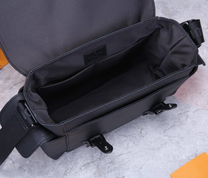 人気高級 ルイヴィトンバッグコピー 大人気2022新品 Louis Vuitton メンズ ショルダーバッグ - 画像 (8)