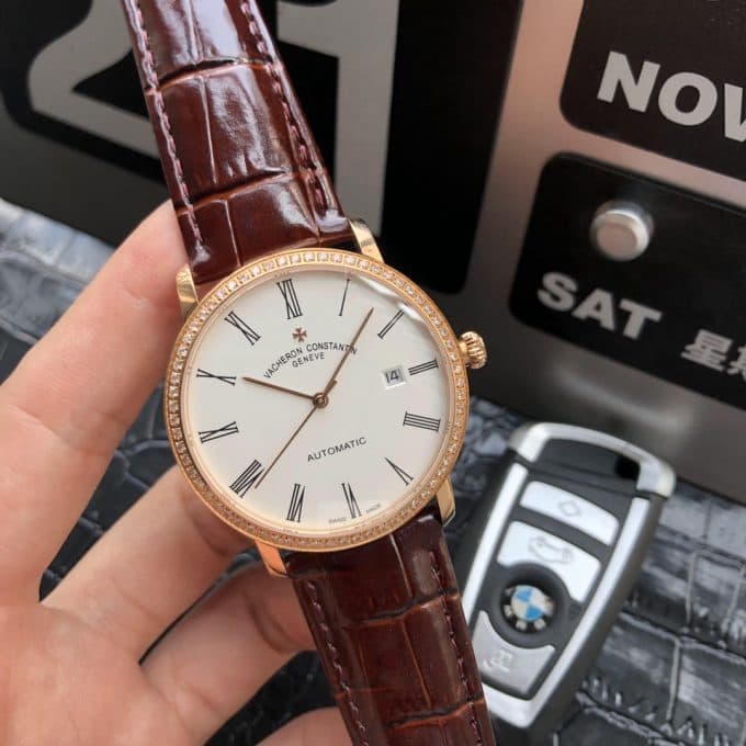 定番人気新品ヴァシュロンコンスタンタン 時計 コピー メンズ 自動巻き 6色 - 画像 (4)