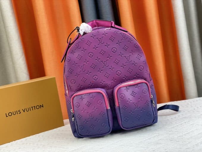 ルイヴィトンバッグコピー 定番人気2023新品 Louis Vuitton 男女兼用 バックパック