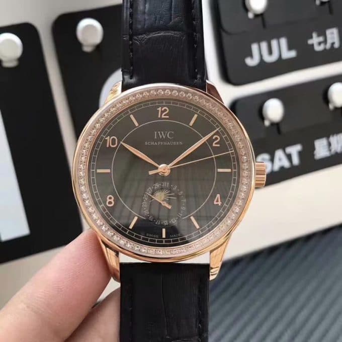 高品質IWC ポルトギーゼ コピーシリーズ メンズ 自動巻き2色 - 画像 (3)