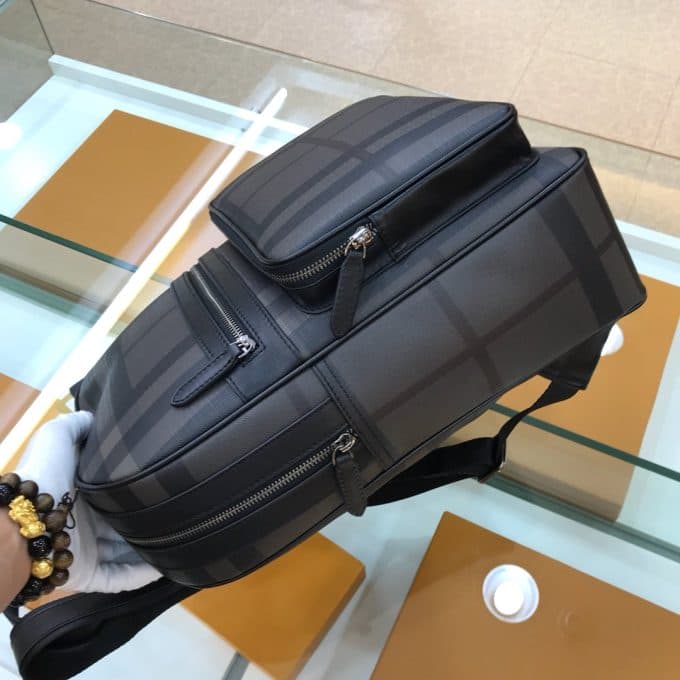 バーバリーバッグコピー 2022新品注目度NO.1 BURBERRY メンズ バックパック - 画像 (3)