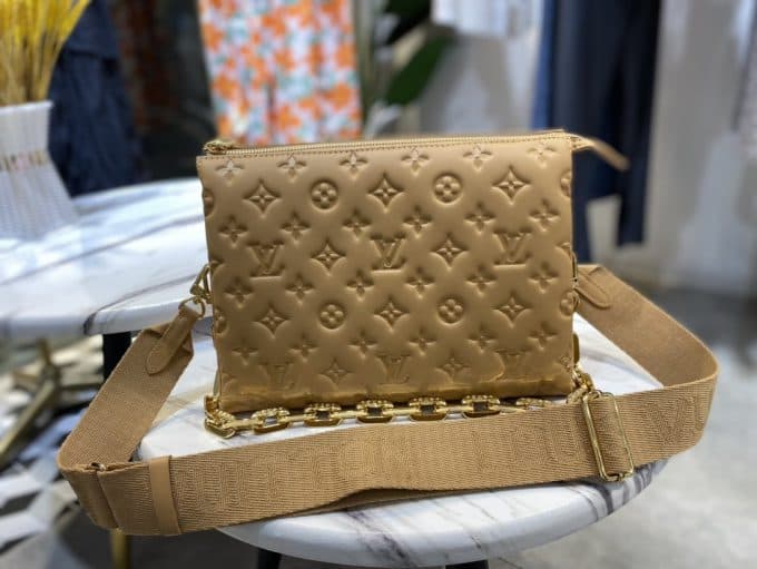 人気高級 ルイヴィトンバッグコピー 大人気2022新品 Louis Vuitton メンズ ショルダーバッグ