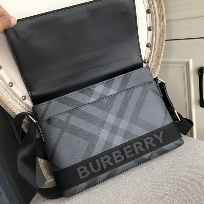 バーバリーバッグコピー 大人気2022新品 BURBERRY メンズ ショルダーバッグ - 画像 (8)