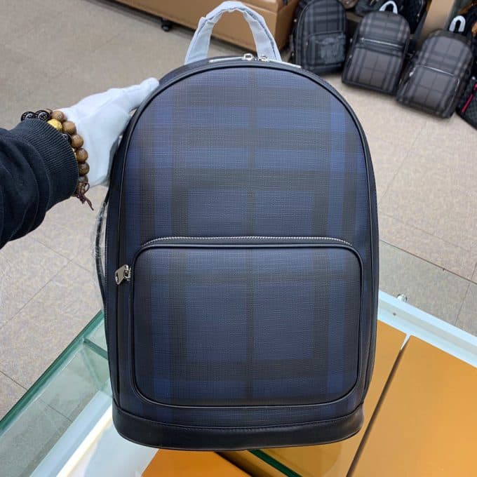 バーバリーバッグコピー 2022新品注目度NO.1 BURBERRY メンズ バックパック - 画像 (8)