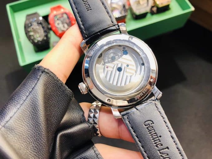 定番人気新品ヴァシュロンコンスタンタン 時計 コピー メンズ 自動巻き 4色 - 画像 (9)
