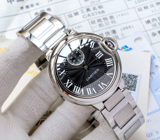 定番人気カルティエ バロンブルー コピーシリーズ メンズ 自動巻き4色 - 画像 (3)
