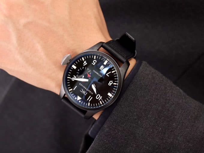 大人気新作IWC パイロットウォッチ コピーシリーズ メンズ 自動巻き3色