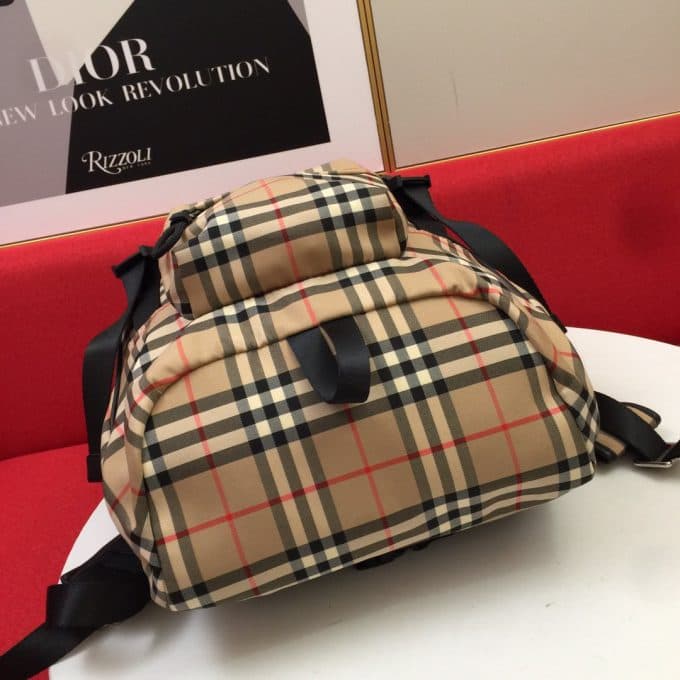 バーバリーバッグコピー 定番人気2022新品 BURBERRY 男女兼用 バックパック - 画像 (7)