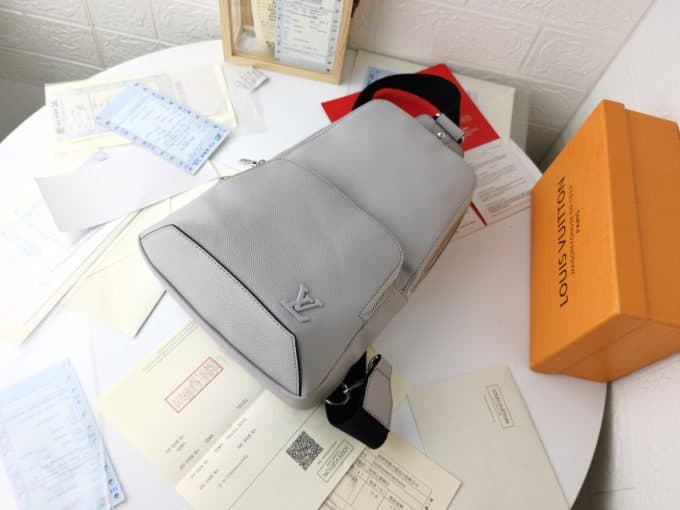 ルイヴィトンバッグコピー 大人気2022新品 Louis Vuitton 男女兼用 ボディバッグ - 画像 (4)