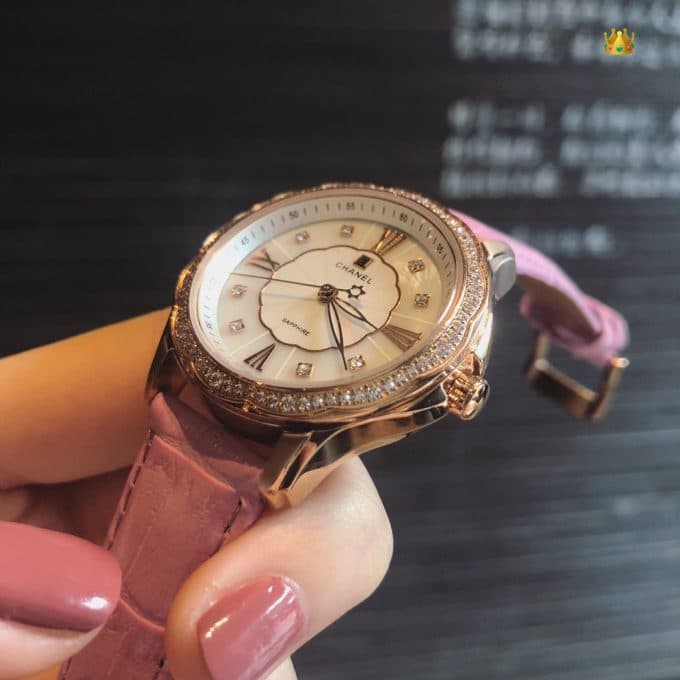 定番人気新品パテックフィリップ 時計 コピー レディース クオーツ 4色 - 画像 (5)