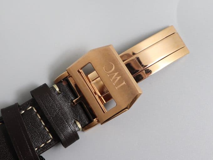 注目度NO.1IWC パイロットウォッチ コピーシリーズ メンズ 自動巻き - 画像 (8)