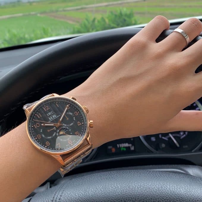 注目度NO.1IWC パイロットウォッチ コピーシリーズ メンズ 自動巻き4色 - 画像 (7)