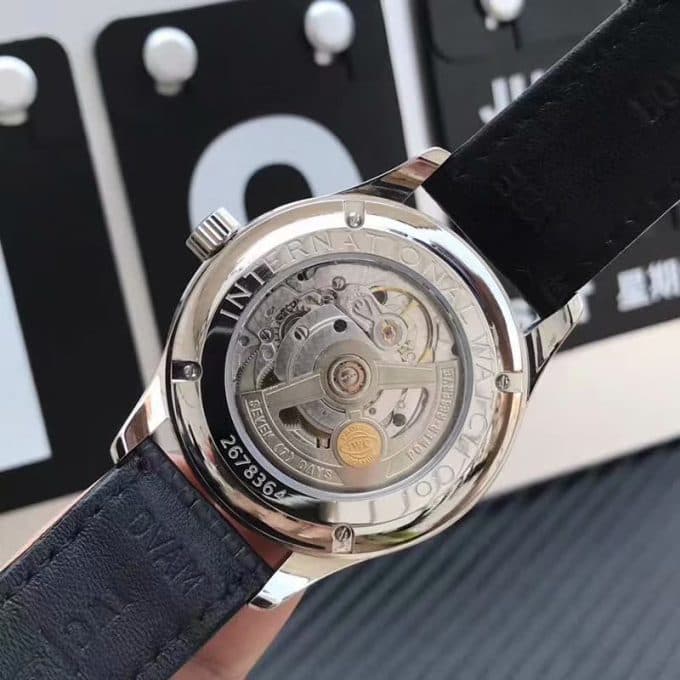 高品質IWC ポルトギーゼ コピーシリーズ メンズ 自動巻き2色 - 画像 (6)