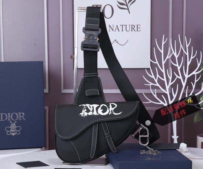 ディオールバッグコピー 2022新品注目度NO.1 Dior メンズ ボディバッグ