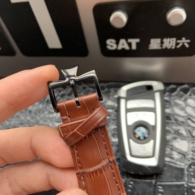 定番人気新品ヴァシュロンコンスタンタン 時計 コピー メンズ 自動巻き 4色 - 画像 (8)