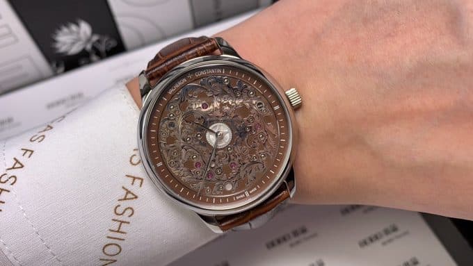 定番人気新品ヴァシュロンコンスタンタン 時計 コピー メンズ 自動巻き 4色 - 画像 (5)