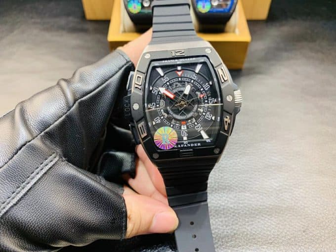 高品質フランクミュラー 時計 スーパーコピー メンズ クオーツ 4色 - 画像 (2)