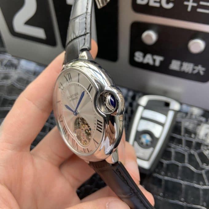 注目度NO.1カルティエ バロンブルー コピーシリーズ メンズ 自動巻き4色 - 画像 (5)