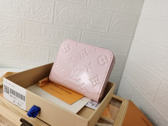 ルイヴィトン財布コピー 定番人気2022新品 Louis Vuitton レディース 財布