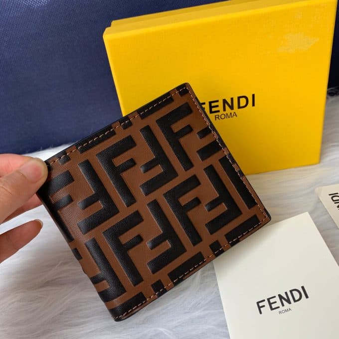 フェンディ財布コピー 2021新品注目度NO.1 FENDI メンズ 財布