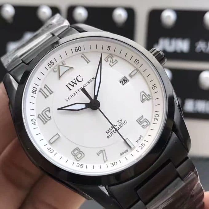 高品質IWC パイロットウォッチ コピーシリーズ メンズ 自動巻き3色 - 画像 (5)