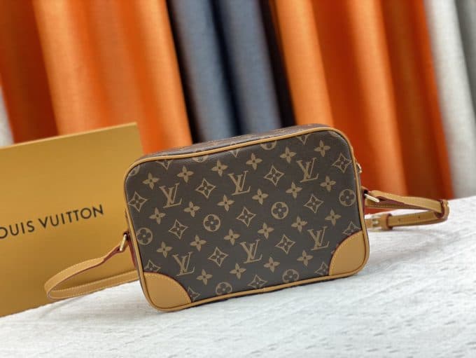 ルイヴィトンバッグコピー 定番人気2023新品 Louis Vuitton 男女兼用 ショルダーバッグ - 画像 (4)