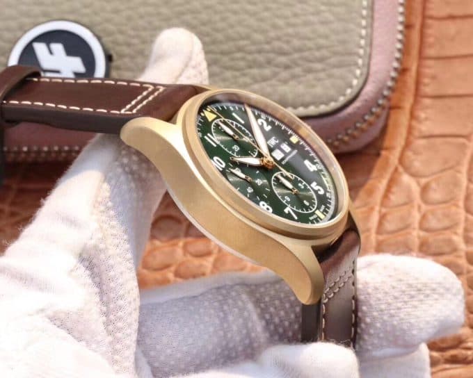 高品質IWC パイロットウォッチ コピーシリーズ メンズ 自動巻き - 画像 (4)