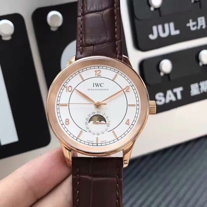 高品質IWC ポルトギーゼ コピーシリーズ メンズ 自動巻き2色 - 画像 (3)