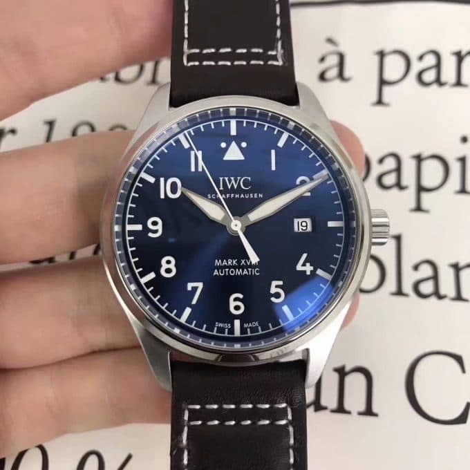 高品質IWC パイロットウォッチ コピーシリーズ メンズ 自動巻き - 画像 (4)